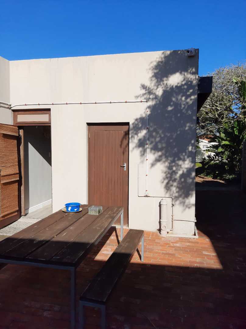 To Let 1 Bedroom Property for Rent in Summerstrand Eastern Cape